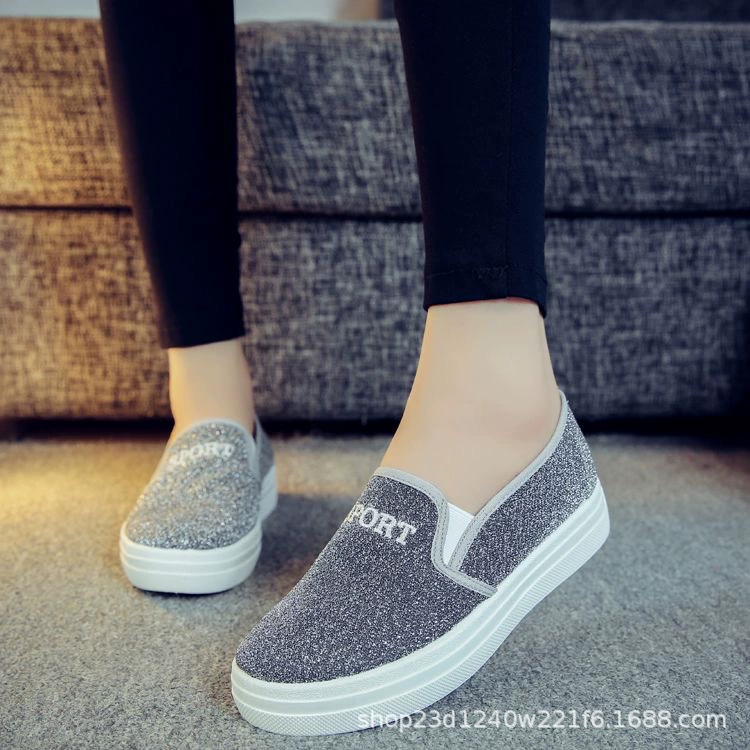 Женская обувь 2024 Летняя новая дышащая маленькая белая обувь Студенческая обувь универсальная дышащая женская повседневная обувь для внешней торговли оптом