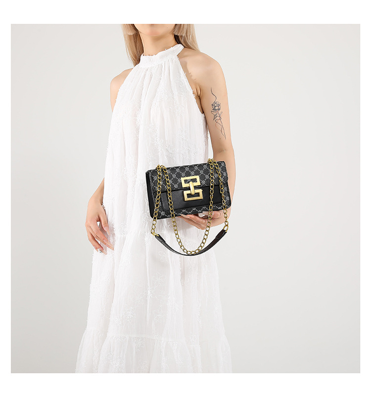 High-end texture, retro single-shoulder women's 2024 autumn new trendy and versatile chain crossbody small square bag undefined