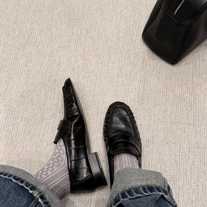 In Stock~2026 New Autumn and Winter Genuine Leather Socks Paired with Black Loafers, Women's Flat British-Style Leather Shoes In Stock~2026 New Autumn and Winter Genuine Leather Socks Paired with Black Loafers, Women's Flat British-Style Leather Shoes