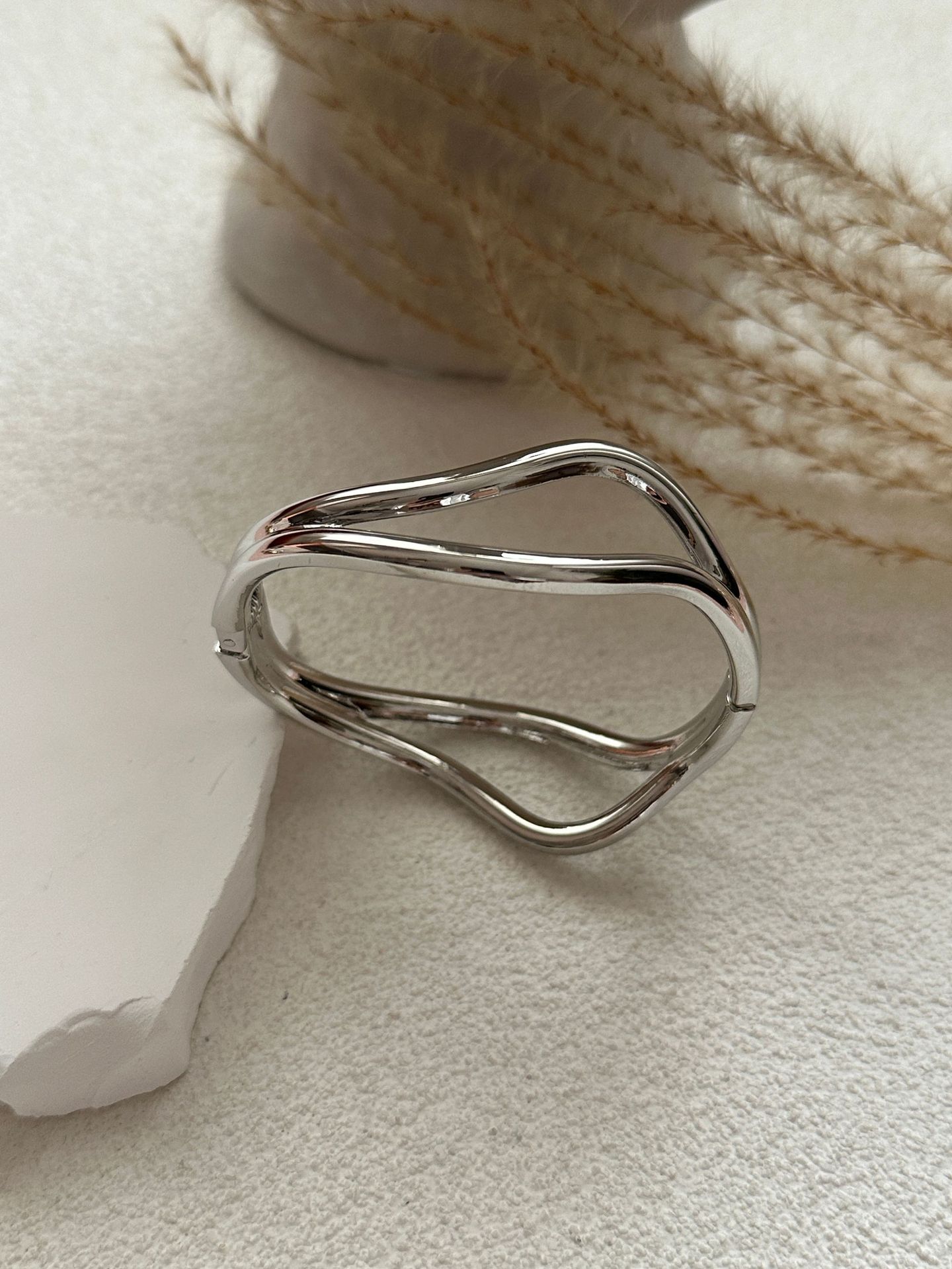 47g Weight Bangle Classification Alloy Chain Material 1 Piece Quantity Daily, Date Occasion Alloy Material Geometric Pattern Women's Gender Plating Design Simple Style, Classic Style Style Simple Style Classic Style Geometric Alloy Bangles Wholesale 9