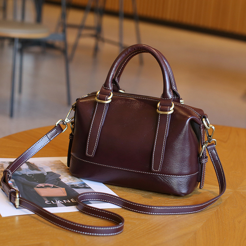 New Retro Vegetable-Tanned Oil Wax Top Grain Cowhide Leather Boston Large Capacity Handbag And Crossbody Bag For Women - Thumbnail 8