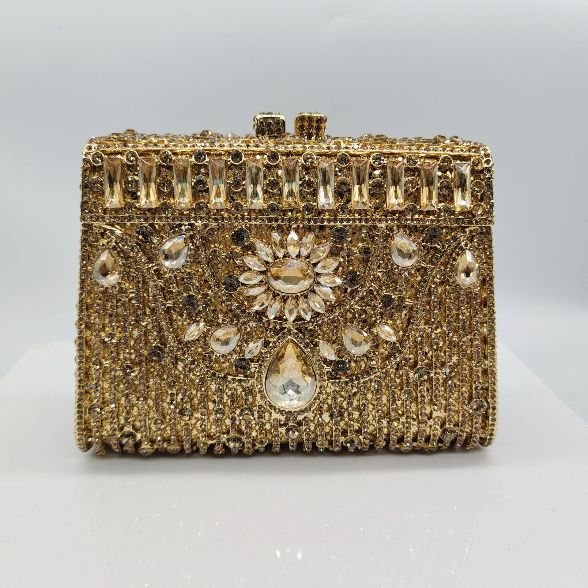 AliExpress bolsas de diamantes de agua metal de cristal bolsa de cena de diamantes hecha a mano bolsa de aleación de oro