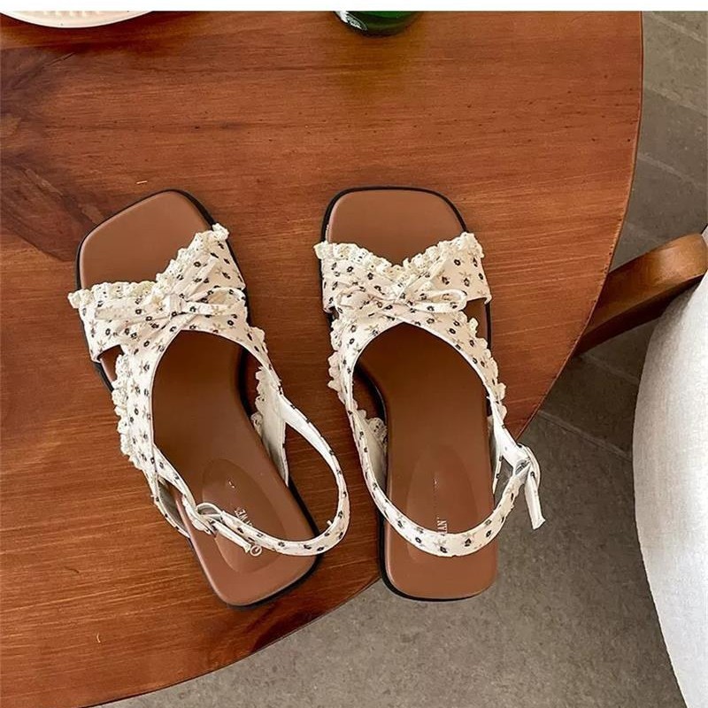 Sandalias de hadas francesas de fondo grueso para mujeres 2026 nuevo verano con falda retro antideslizante sandalias de flores