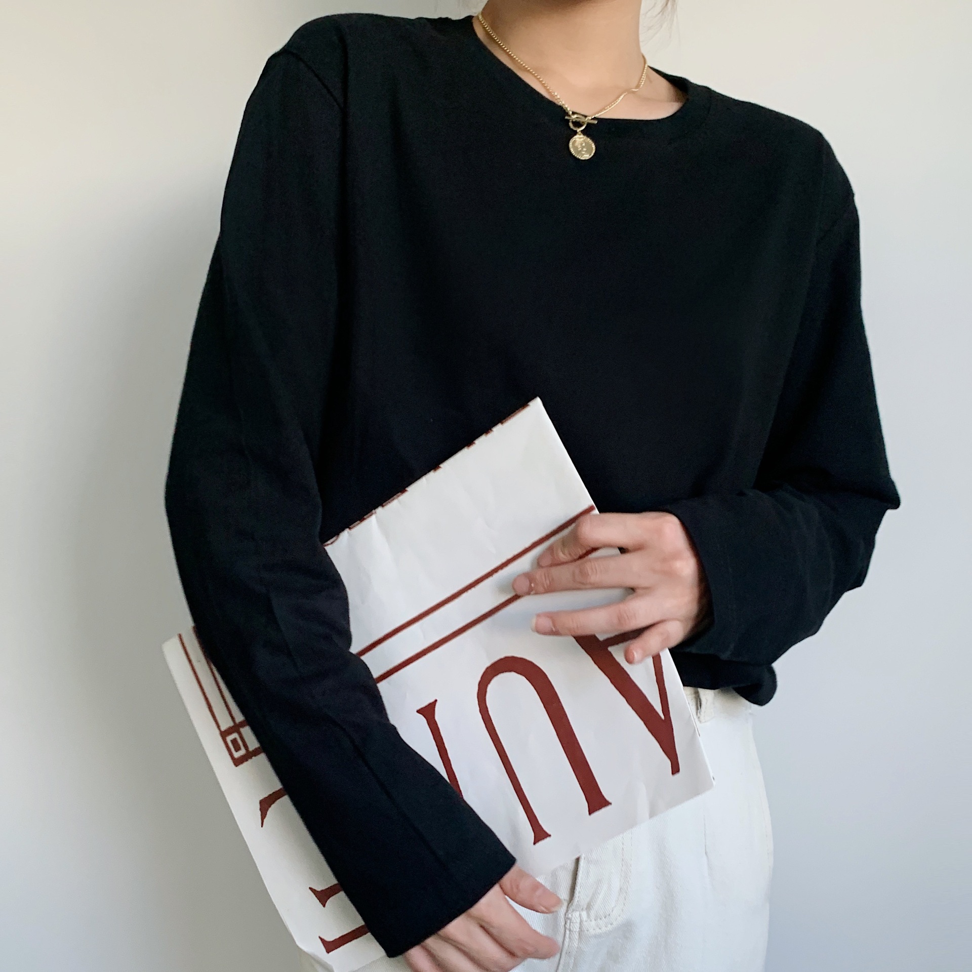 230G algodón suelta manga larga Otoño e Invierno estilo coreano casual niñas Camiseta básica color sólido base interior superior image 6