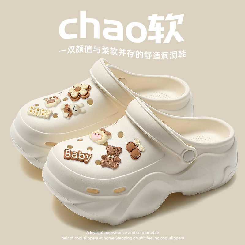 Women's Clogs with Thick Soles for Outdoor Wear, New Summer Style, Cute Closed-Toe Sandals, Eva Beach Slippers for Women, Wholesale