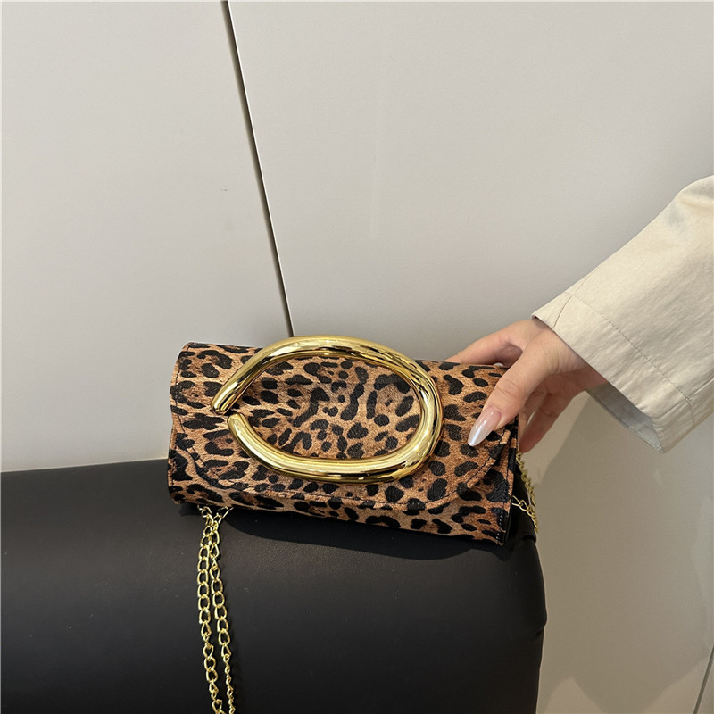 Leopard print