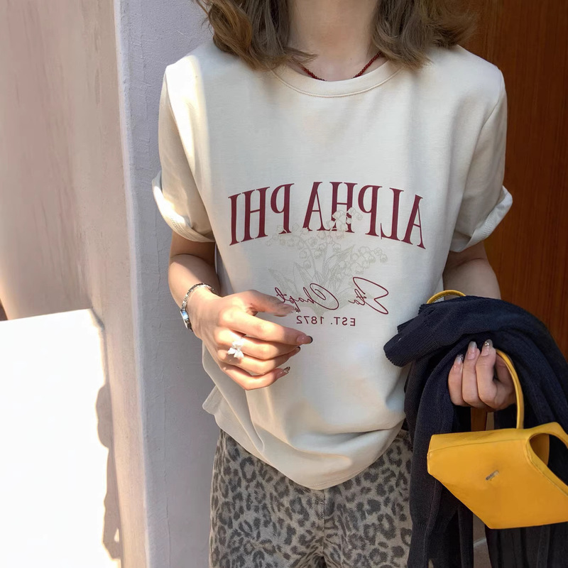 2026 Spring and Summer New Korean Style Retro Loose Simple Casual Round Neck Printed Short-Sleeved T-Shirt for Women 2026 Spring and Summer New Korean Style Retro Loose Simple Casual Round Neck Printed Short-Sleeved T-Shirt for Women