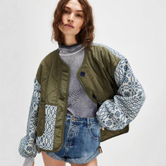 ヨーロッパとアメリカのクロスボーダー秋と冬のキルティングコットンプリントスプライシングボタン軽量コットンコート女性用 MG526