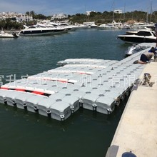 高分子聚乙烯浮筒皮划艇龙舟码头泊位 水上浮动码头休闲垂钓平台