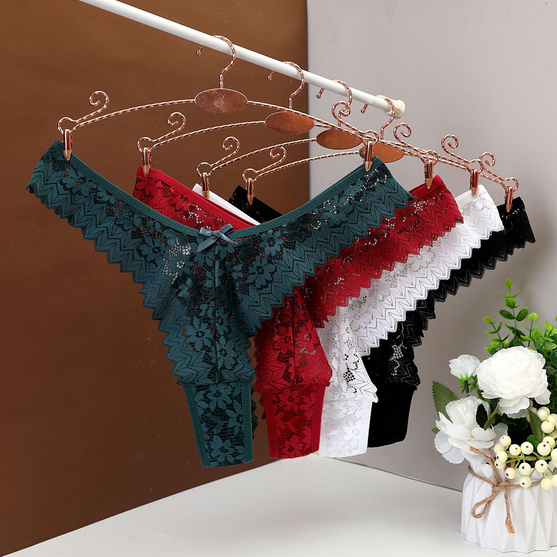 Solid Color Flower Low Waist Thong Panties display picture 23