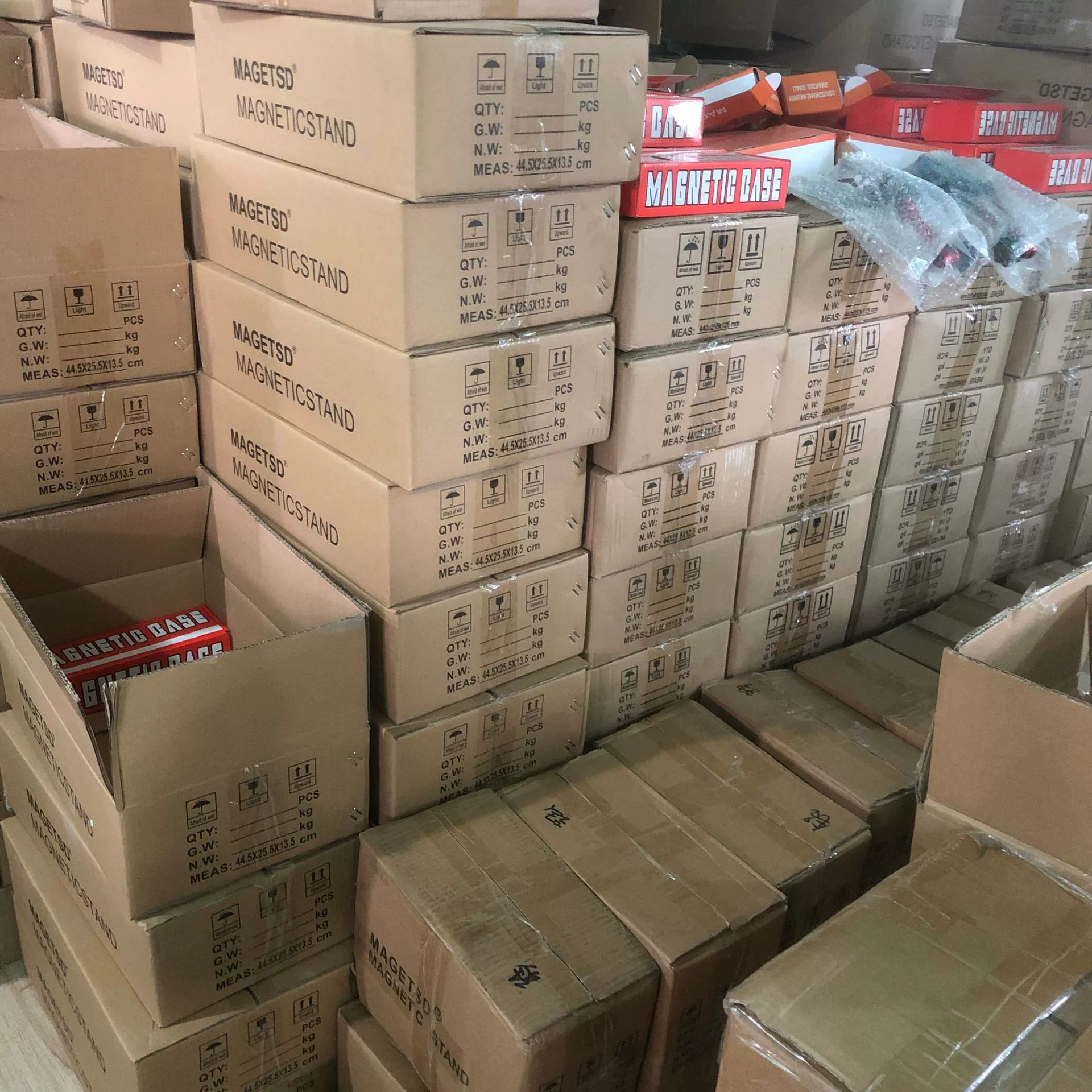 Magnetic powerful universal tubing