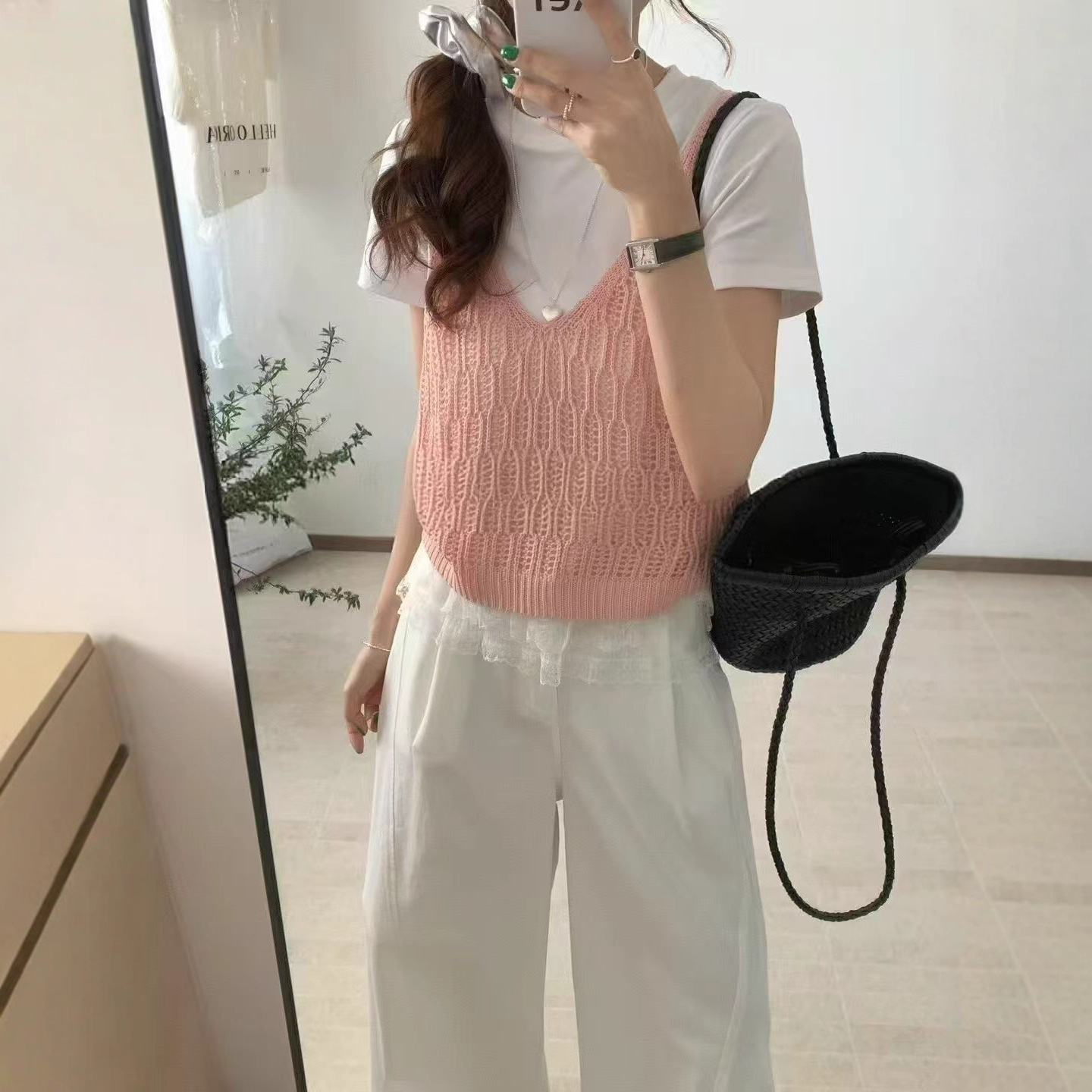 Korean Chic Atmosphere Cut Out Knitted Women's Vest New Vest T-Shirt Accessories Spring and Summer Layered Short Tops