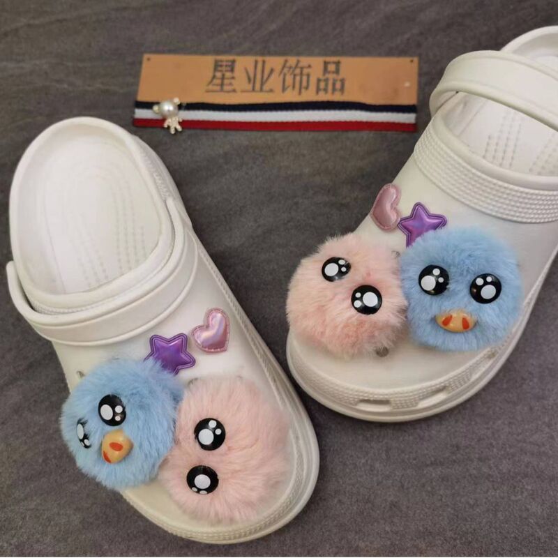 Big eyes couple plush ball hole shoes decorative buckle cartoon soft cute creative diy accessories buckle detachable shoe flower Big eyes couple plush ball hole shoes decorative buckle cartoon soft cute creative diy accessories buckle detachable shoe flower