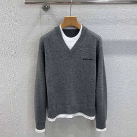 2025秋季新款miu风字母刺绣长袖羊毛针织衫v领学院风假两件上衣女