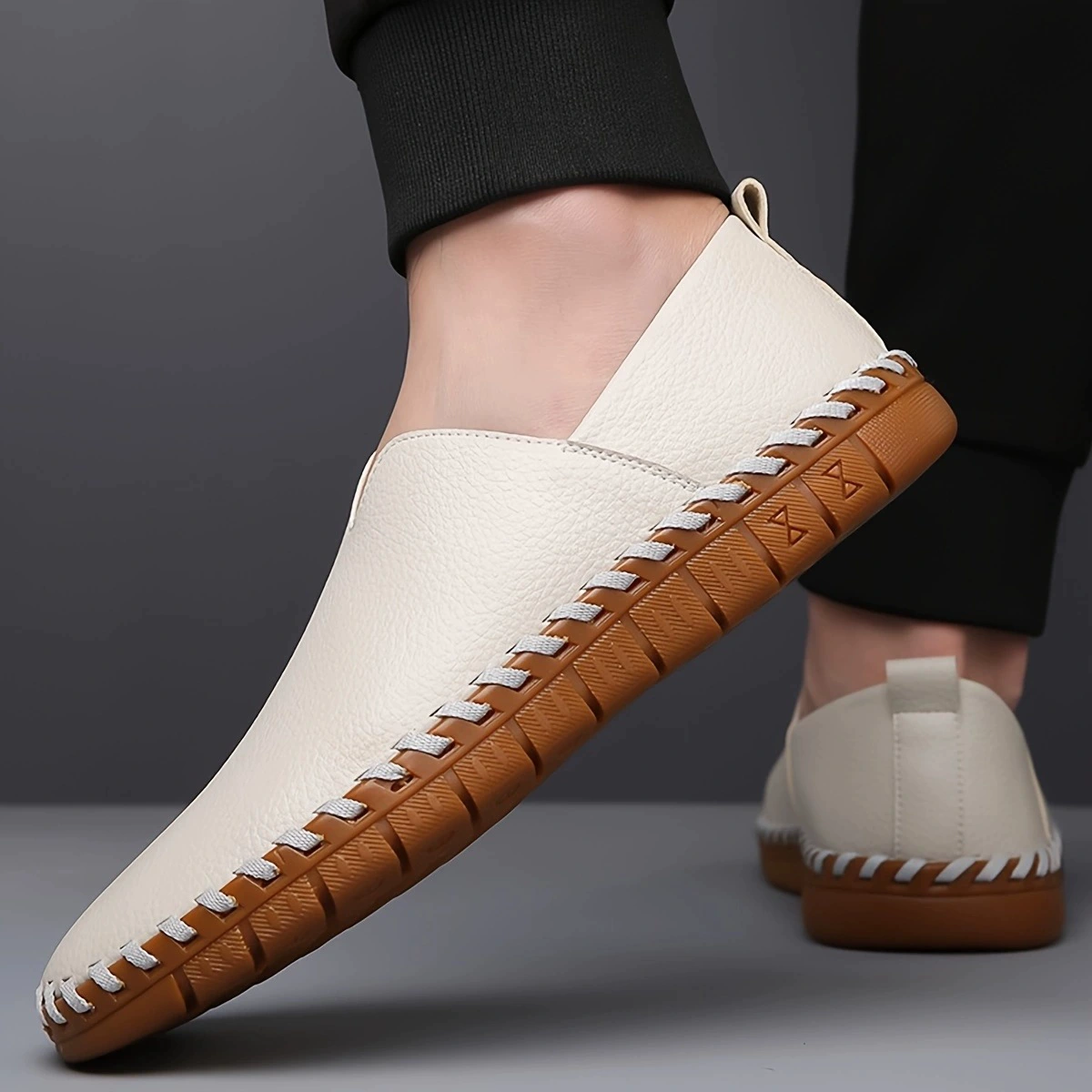 Новая мужская повседневная кожаная обувь новая мужская обувь мягкая подошва нескользящая удобная и дышащая универсальная модная обувь