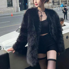 �ٴ�Ů�ﶬ�����L���¿����ëƤ�����׺�ɫ�nϵ����ëë�r�а��]