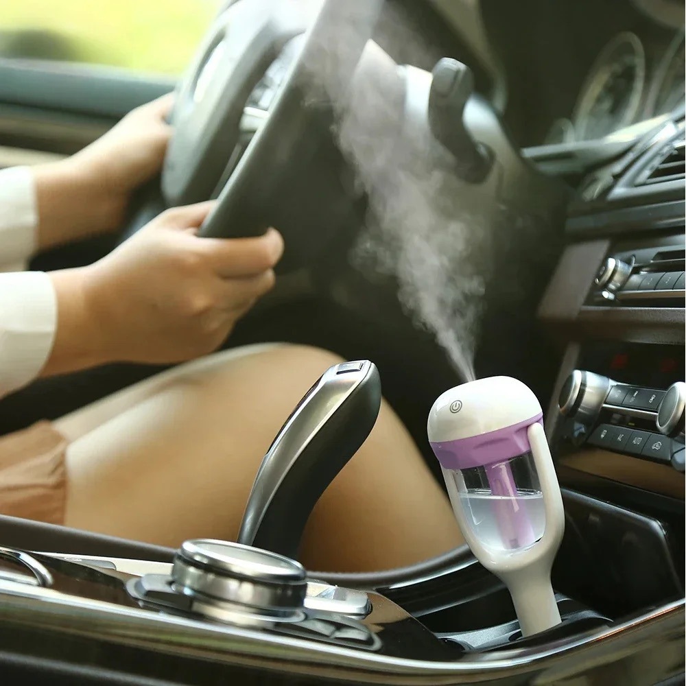 Car Humidifier Mini Cigarette Lighter Car Spray Aromatherapy Air Purifier Gift High Concentration Negative Ions