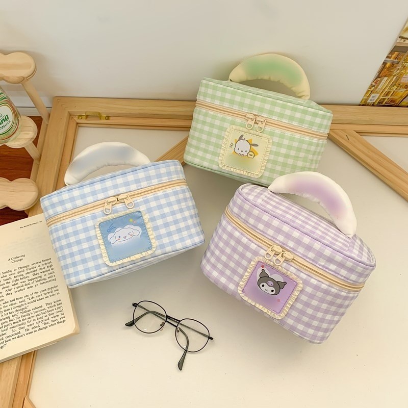만화 귀여운 신선한 격자 무늬 보관 가방 개인화 된 창조적 인 높은 얼굴 가치 대용량 휴대용 화장품 가방 보관 가방