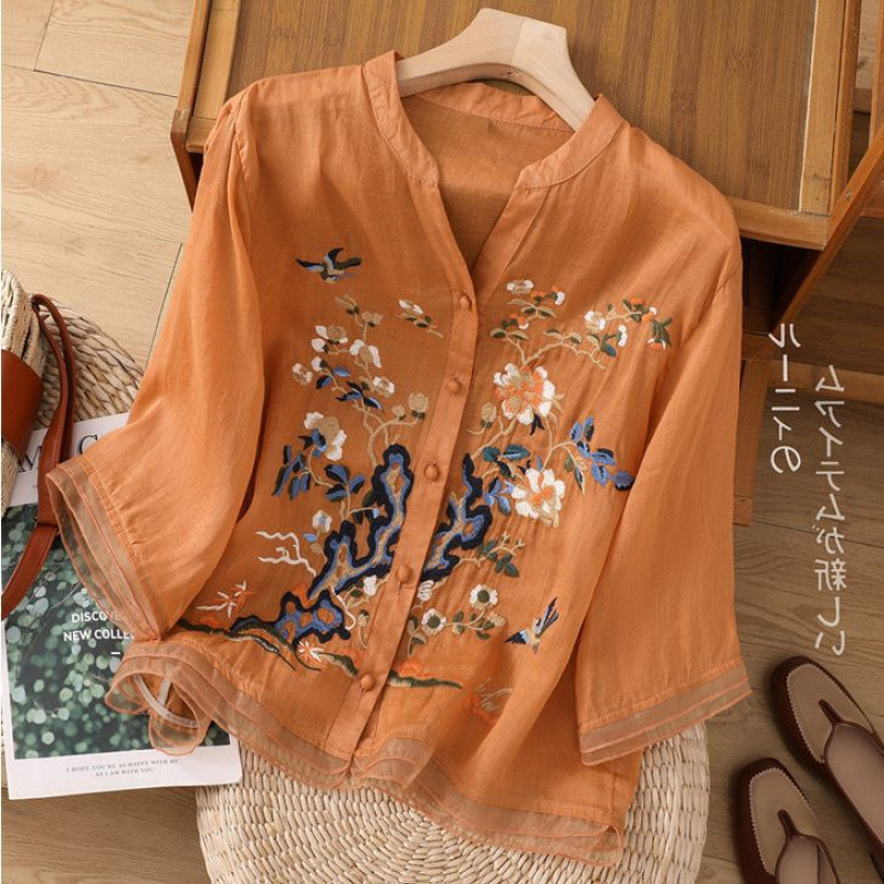 Quarter-Sleeved Shirt for Women, New Embroidered Cardigan Top, New Chinese Style National Style Splicing Buttoned Shirt, One Piece Drop Shipping Quarter-Sleeved Shirt for Women, New Embroidered Cardigan Top, New Chinese Style National Style Splicing Buttoned Shirt, One Piece Drop Shipping