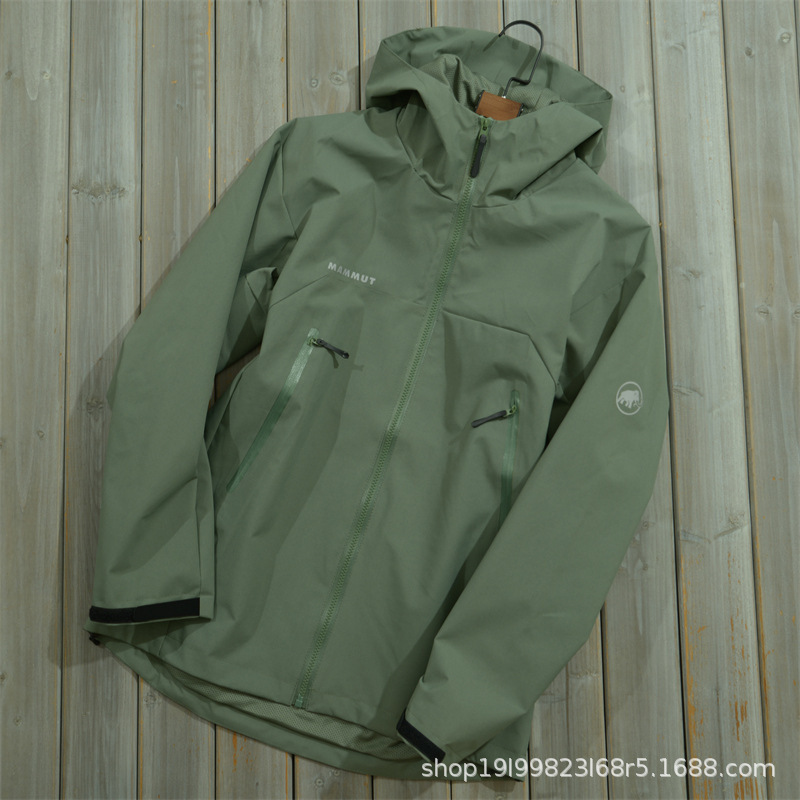 Mammoth Spring & Fall Windproof Soft Shell Jacket Men's Outdoor Loose Hooded Sports Waterproof Jacket Trendy
