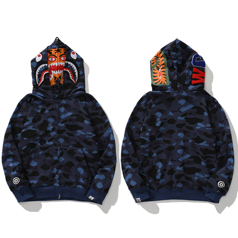 猿人APE サメと虎の頭刺繍入り迷彩柄ダブルハットスウェットシャツ メンズ ゆったりカーディガン ジップアップフード付きジャケット 夜光