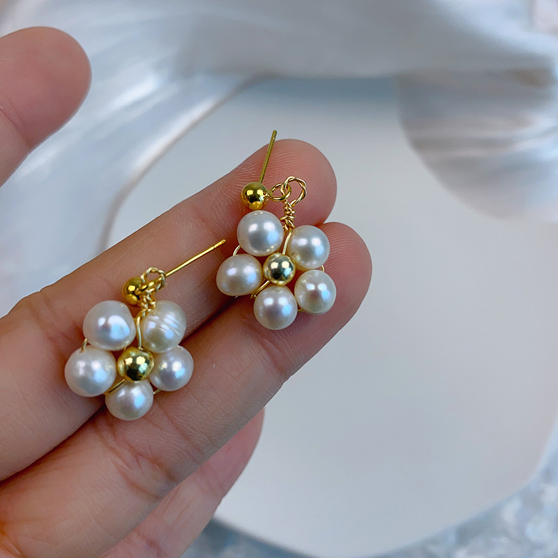1 Pair Elegant Flower Freshwater Pearl Handmade Drop Earrings display picture 4