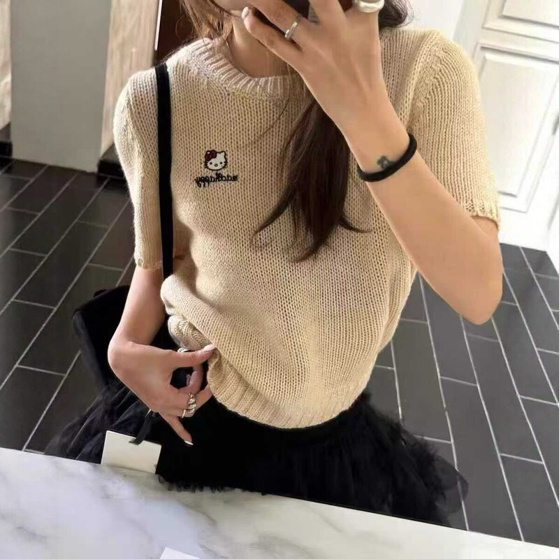 2026Hellokitty Embroidered Short-Sleeved Knitwear Women's Round-Neck Knitwear Top Early Spring Hot Style Hellokitty 2026Hellokitty Embroidered Short-Sleeved Knitwear Women's Round-Neck Knitwear Top Early Spring Hot Style Hellokitty