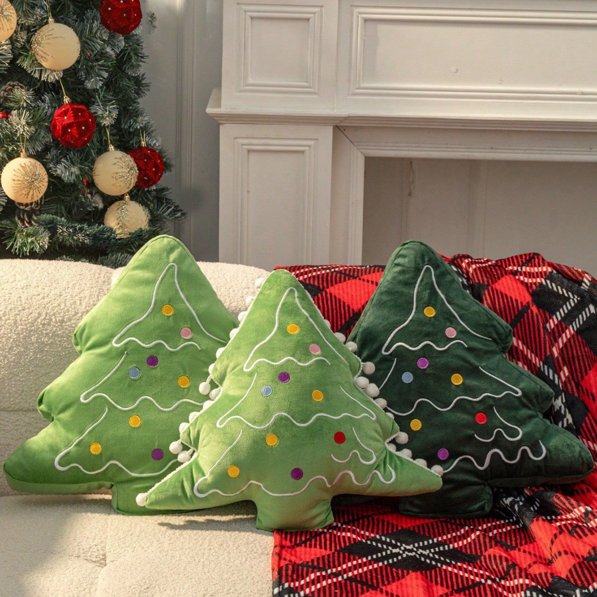 Amazon Christmas Tree Pillow Sofa Living Room Nap Pillow Cushion Decorative Plush Ornament Doll Christmas Gift