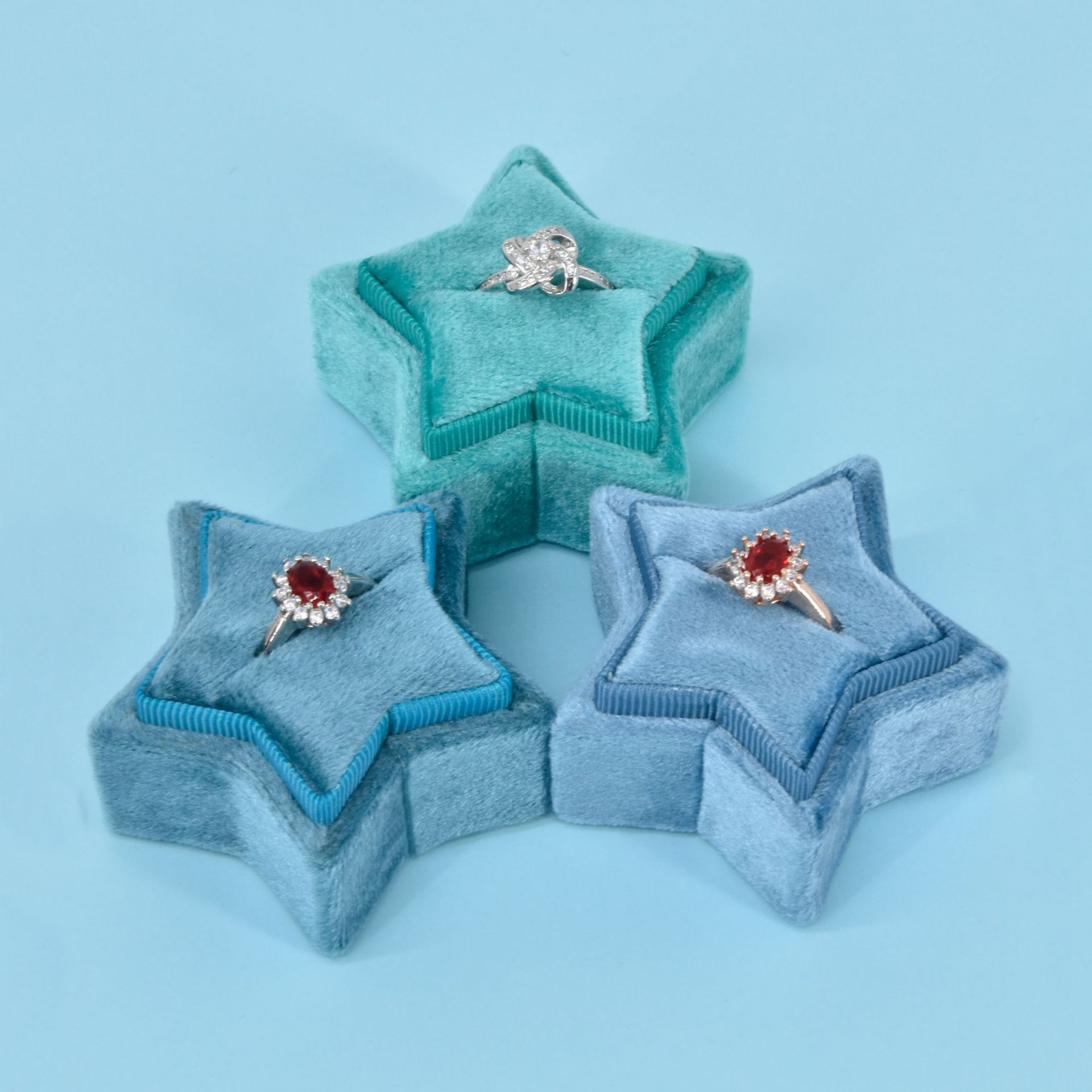 工廠現貨天鵝絨戒指盒批發多顏色絨布首飾盒定制LOGO單戒指盒