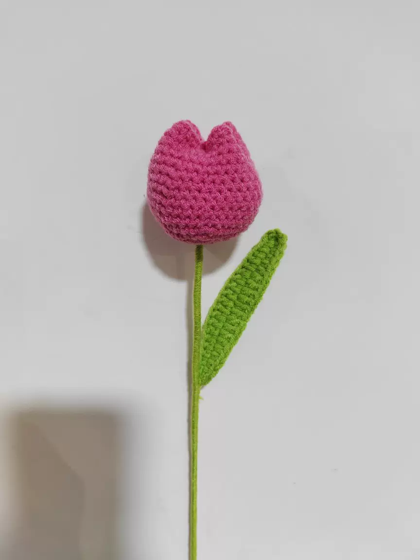 钩织仿真花永生花毛线郁金香花束针织花手钩毛线花创意礼物摆件
