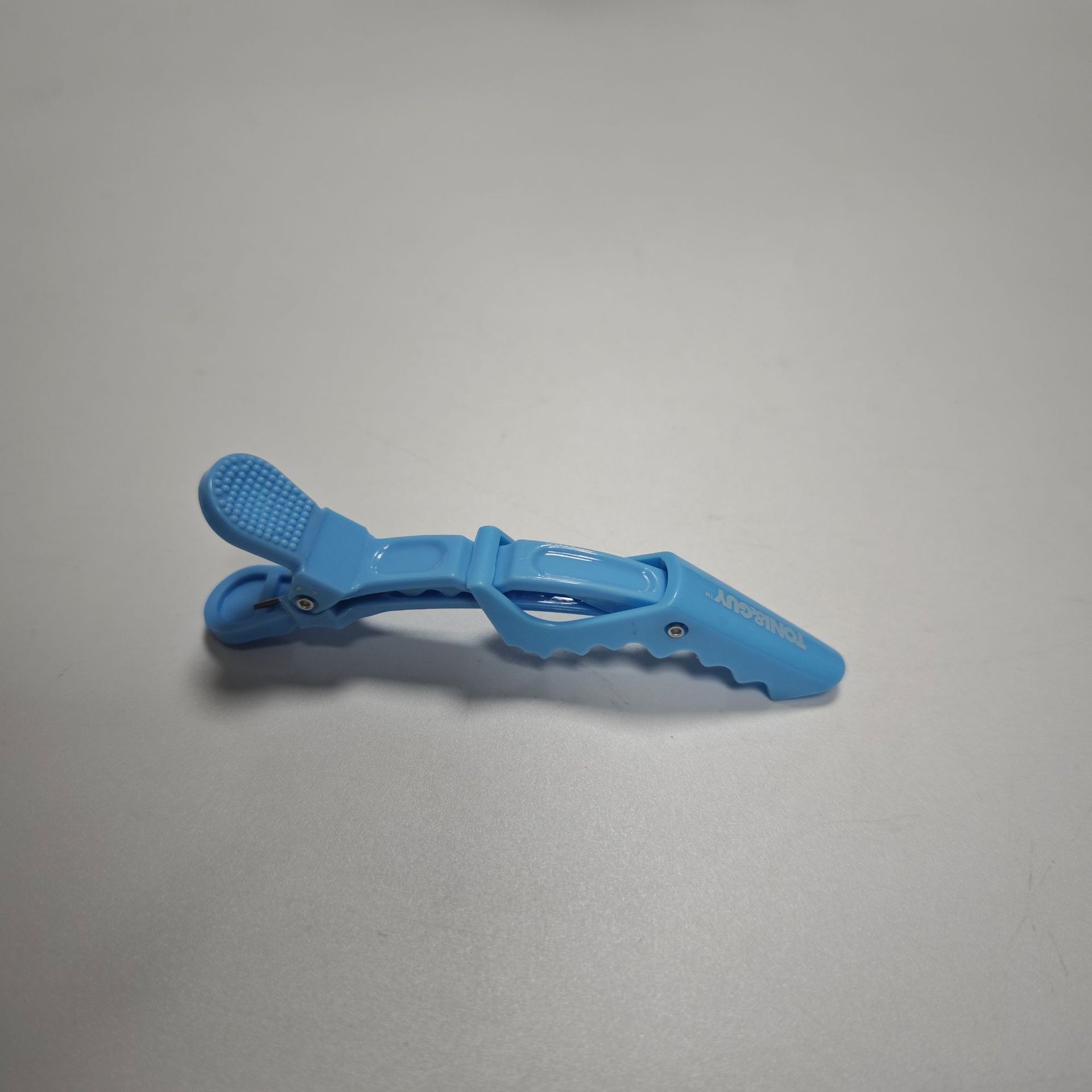 Professionele alligatorsectieclips voor haarkapsalon styling_voghion.com