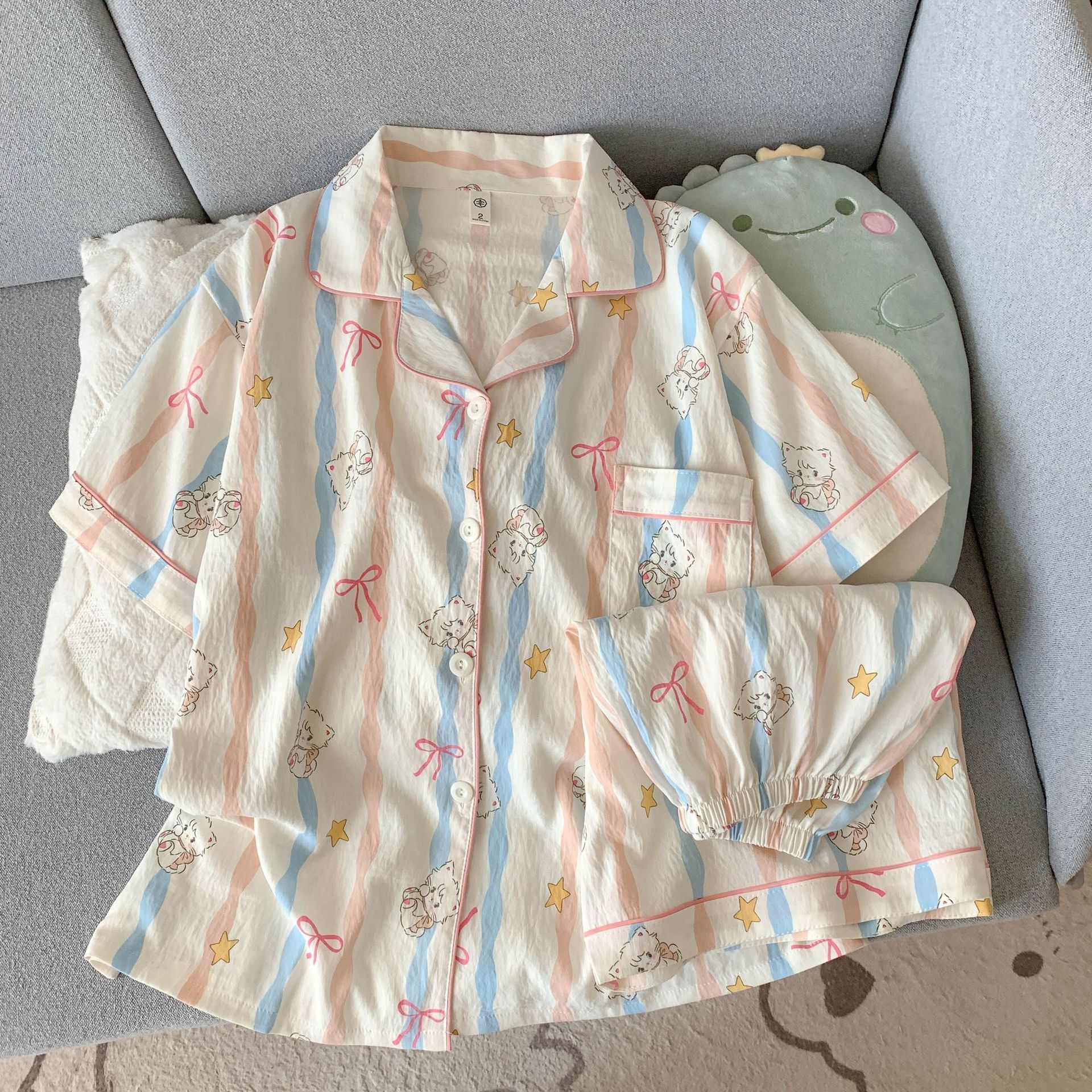 Venta al por mayor transfronteriza verano nuevo pijama mujer MIKK gato nube solapa de algodón cárdigan manga corta traje de servicio a domicilio dulce