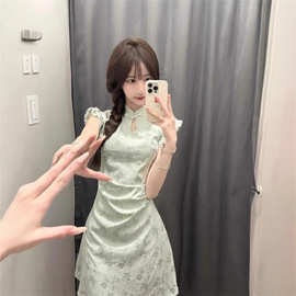 新中式连衣裙子女夏季改良国风旗袍气质高级感收腰小飞袖绿色短裙