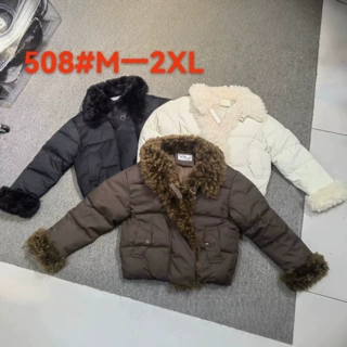 巨好看羊羔毛拼接翻领羽绒棉服女短款冬新款设计感时尚气质外套