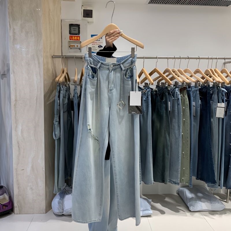 150kg Extra Large Size Ripped Straight-Leg Jeans, New Summer Style, Loose Fit, Slimming for Plus-Size Women, Thin High-Waisted Wide-Leg Pants 150kg Extra Large Size Ripped Straight-Leg Jeans, New Summer Style, Loose Fit, Slimming for Plus-Size Women, Thin High-Waisted Wide-Leg Pants