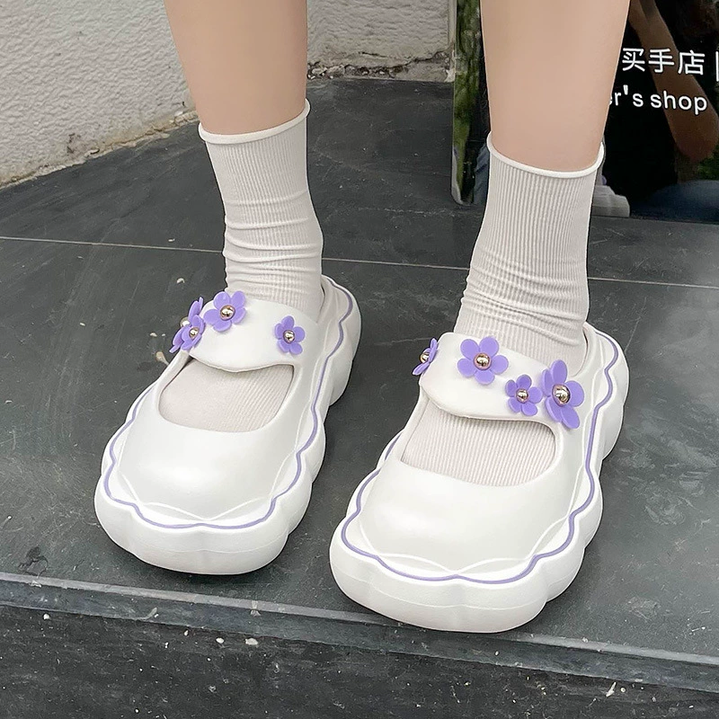 Женские сабо Mary Jane с цветочным принтом, летние домашние нескользящие сандалии с закрытым носком для ванной и улицы, подходят для ношения на улице.