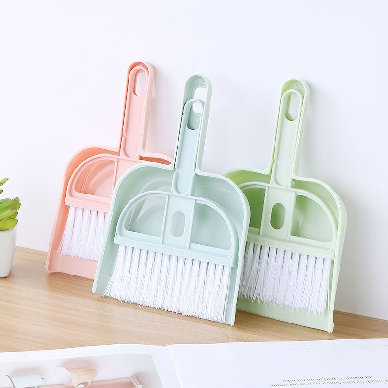 Dustpan broom suit desktop mini broom hamster pet cleaning brush household keyboard brush plastic shovel brush set Dustpan broom suit desktop mini broom hamster pet cleaning brush household keyboard brush plastic shovel brush set