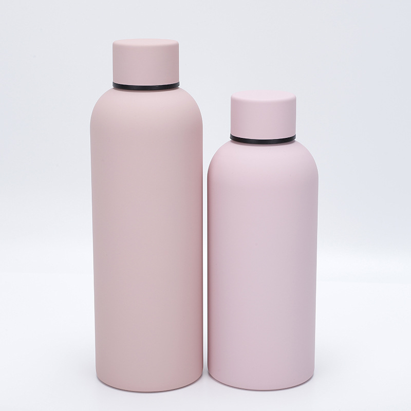 Amazon doble aislamiento de vacío 304 de acero inoxidable pequeña botella portátil deportes hervidor de agua al aire libre botella de cola al por mayor