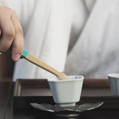 Wholesale tea ceremony clips, tea cleaning tools, tea clips, Kung Fu tea set accessories, tea cup clips, wooden tea tweezers