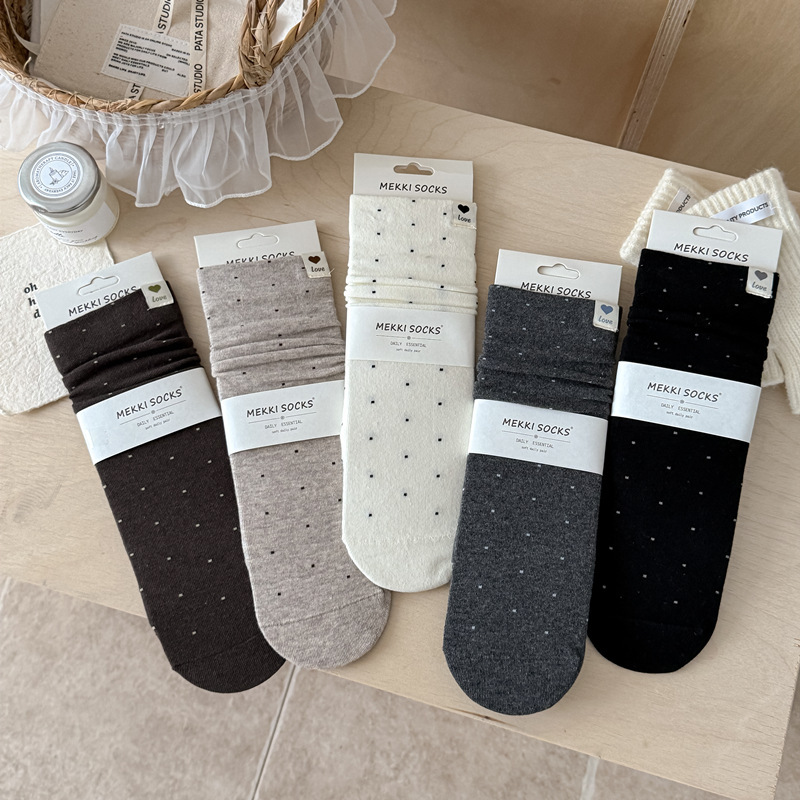 26 New Early Autumn Women's Socks with Polka Dot Heart Patch, Mid-Calf Women's Socks, Solid Color Cotton Japanese Style Mid-Calf Slouch Socks