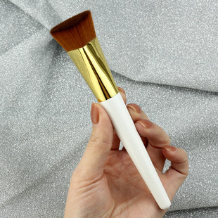 A130��Ӱˢ���yˢ���bˢĴָ���ˢ�۵�ˢ�߹�ˢ4֧�׊yˢ3D�~��