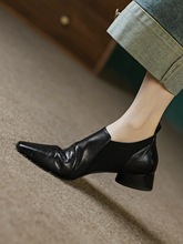 啄木鸟真皮法国覆古低跟小女式皮鞋2025新款春秋季妈妈深口平底单