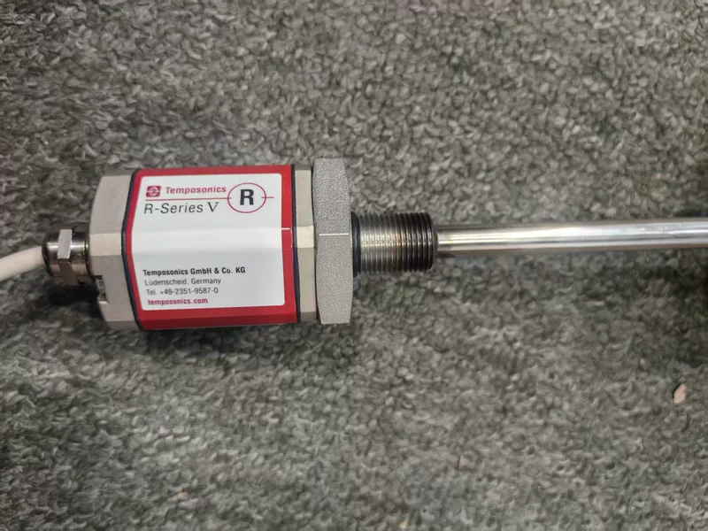 RH5MA0095M01P151S1011G8 Темпосоникс магнитострикционный сенсор