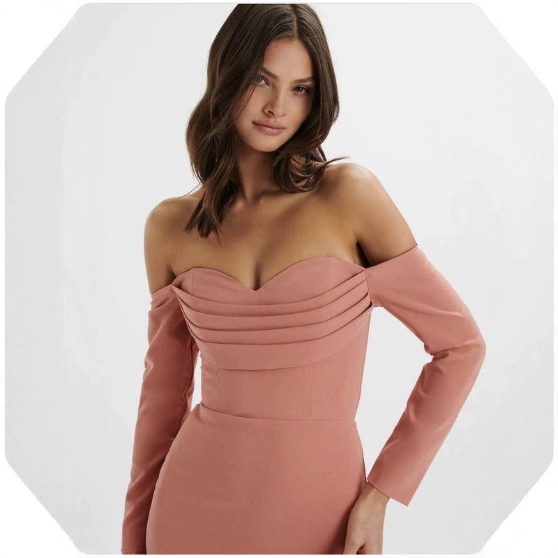 In Stock | 2026 One-Shoulder Long-Sleeve Dress, Slim-Fit, Hip-Hugging, Mid-Length Gown, High-Quality, European and American Cross-Border Style.