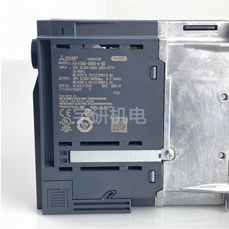 日本三菱变频器FR-D720-0.75K  FR-D720-1.5K