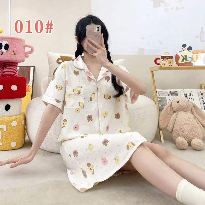 Pijama de verano de manga corta cardigan con solapa impresión de dibujos animados nubes de algodón dulce suelto medio largo vestido transfronterizo