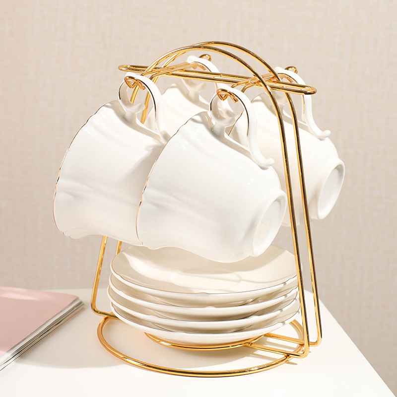 Taza de café y platillo traje estilo europeo Luz de lujo taza de café simple taza de té juego de té de cerámica taza de té negro té de la tarde estante de entrega