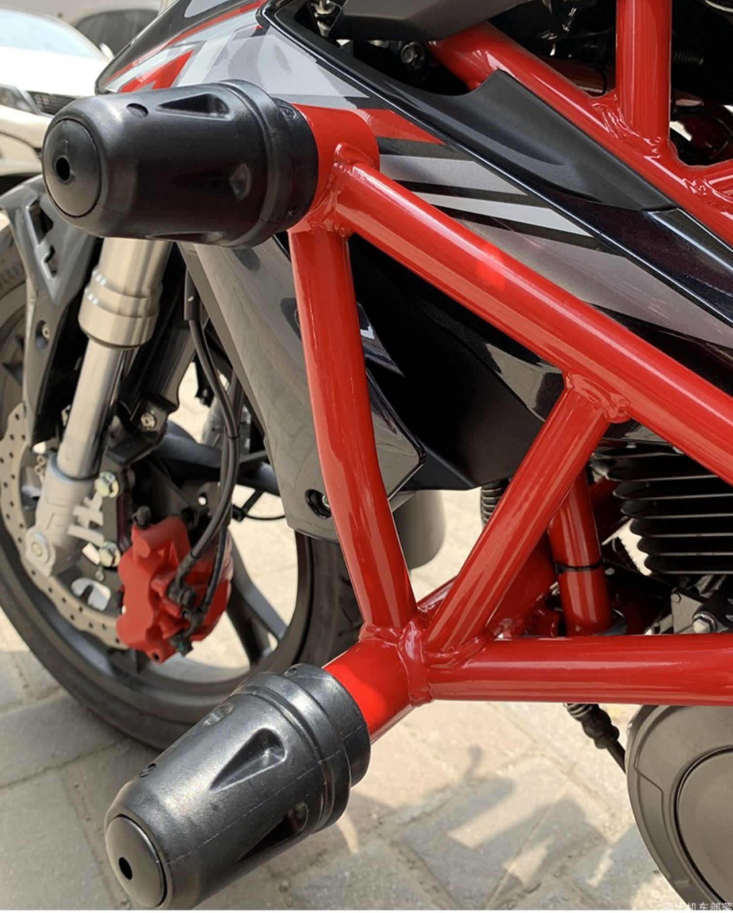 Suitable for Benelli Tnt150I Efi Bumper Original Hongbaolong Bj150-29A Front Bumper Anti-Fall Bar Modification