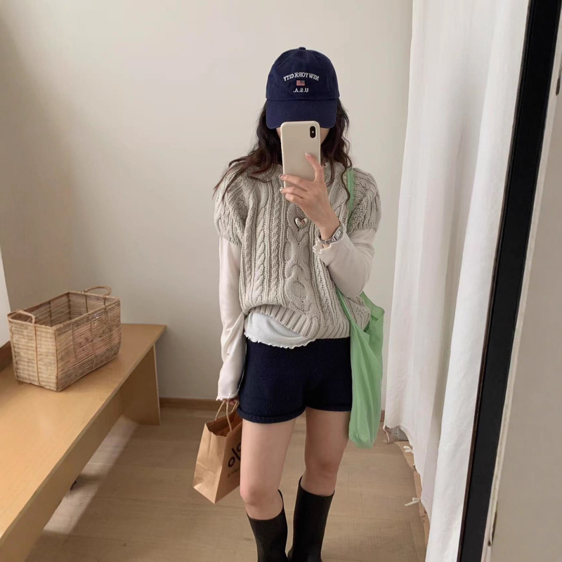 Twist Retro Short-Sleeved Round Neck Layered Knitwear Knitwear Autumn and Winter New Korean Style Women's Clothing G1429 Twist Retro Short-Sleeved Round Neck Layered Knitwear Knitwear Autumn and Winter New Korean Style Women's Clothing G1429