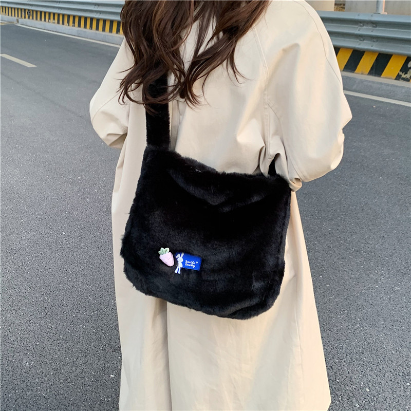 Plush tote for women's trendy and fashionable shoulder bag, plush crossbody bag_voghion.com